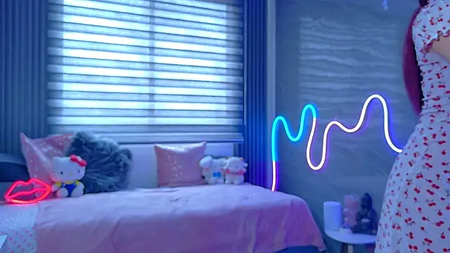 Naaomi cute online show from 11/14/25, 05:27