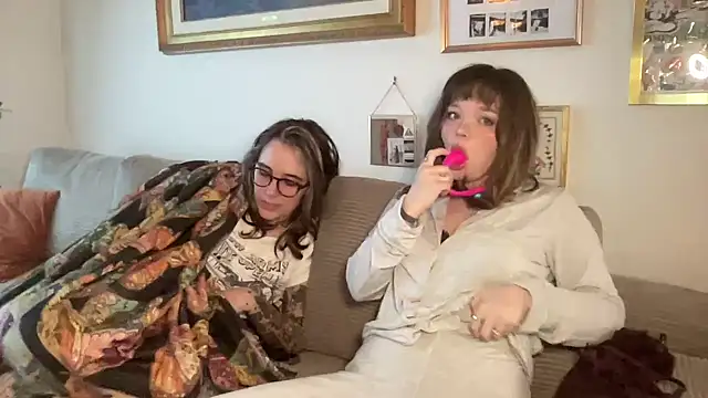 lill daddysgirl online show from 01/11/26, 05:42