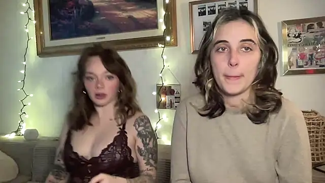 lill daddysgirl online show from 12/16/25, 12:15