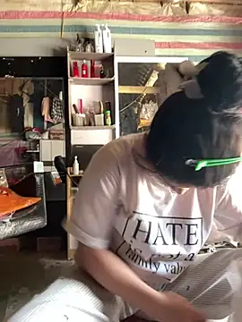 Linh-xxx online show from 03/02/26, 06:36