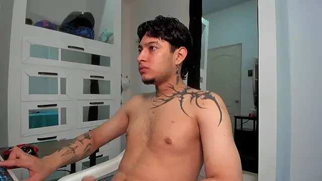 Sky Wild online show from 03/30/26, 08:21