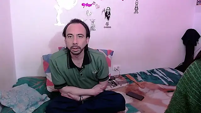 Snapshot of Isis_Robert chatting on 11/04/25, 11:08 Isis Robert online show from 11/04/25, 11:08