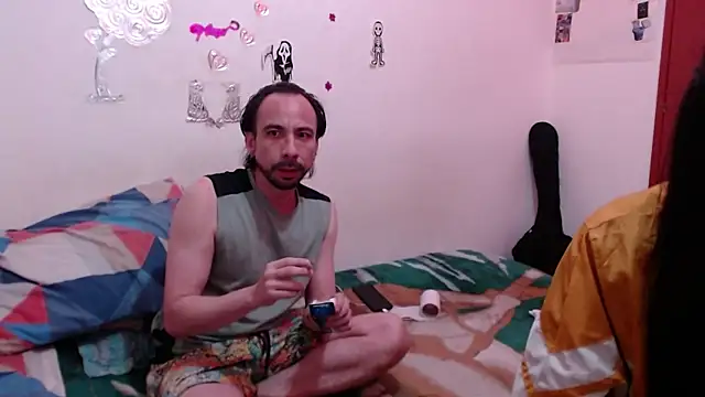 Snapshot of Isis_Robert chatting on 11/07/25, 03:11 Isis Robert online show from 11/07/25, 03:11