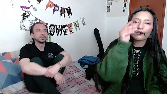 Snapshot of Isis_Robert chatting on 11/02/25, 10:59 Isis Robert online show from 11/02/25, 10:59