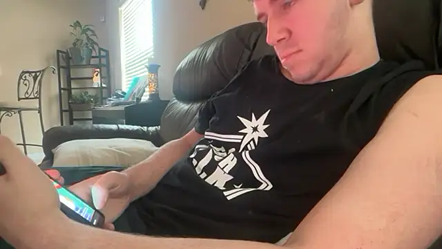 eddieeeeee1232 online show from 12/05/25, 04:38