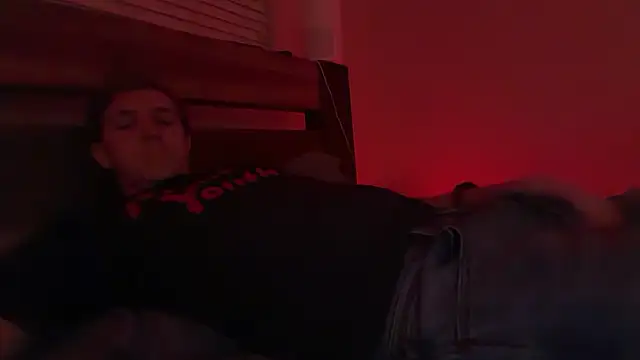 eddieeeeee1232 online show from 11/03/25, 12:49