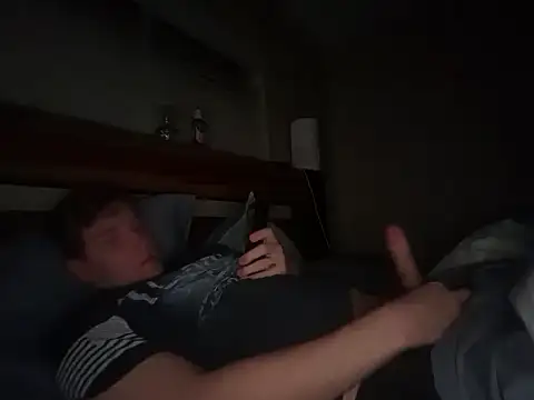 eddieeeeee1232 online show from 11/17/25, 04:38