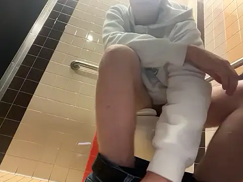 eddieeeeee1232 online show from 11/03/25, 05:49