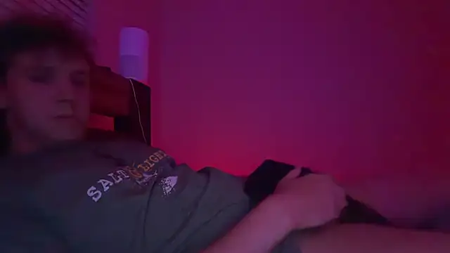 eddieeeeee1232 online show from 10/26/25, 03:40