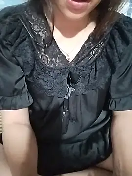 Snapshot of -Paige- chatting on 06/21/26, 12:55 -Paige- online show from 06/21/26, 12:55