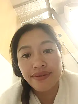 -Paige- online show from 12/01/25, 02:18