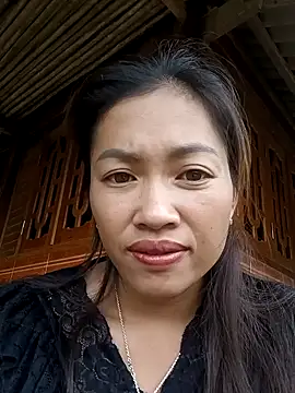 -Paige- online show from 10/19/25, 03:53