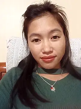 -Paige- online show from 12/14/25, 08:09