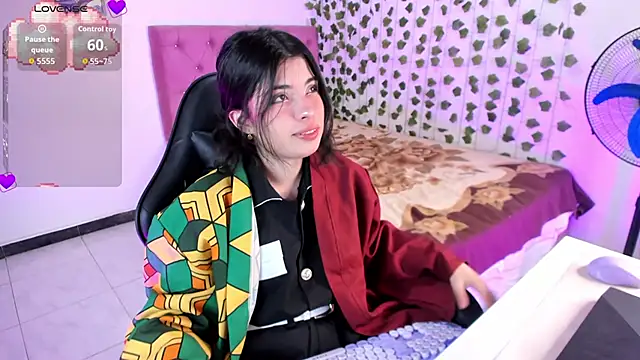 selina lovers  online show from 10/29/25, 02:54