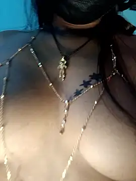 Snapshot of duskyangel chatting on 05/16/26, 01:59 duskyangel online show from 05/16/26, 01:59