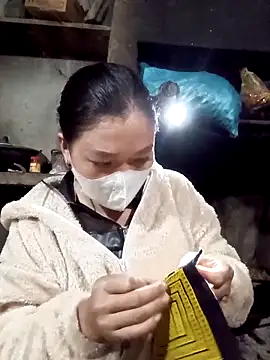 nat-tri online show from 11/23/25, 01:54