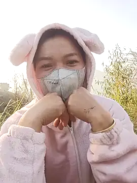 nat-tri online show from 11/30/25, 09:10