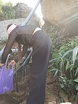 nat-tri online show from 12/19/25, 07:33