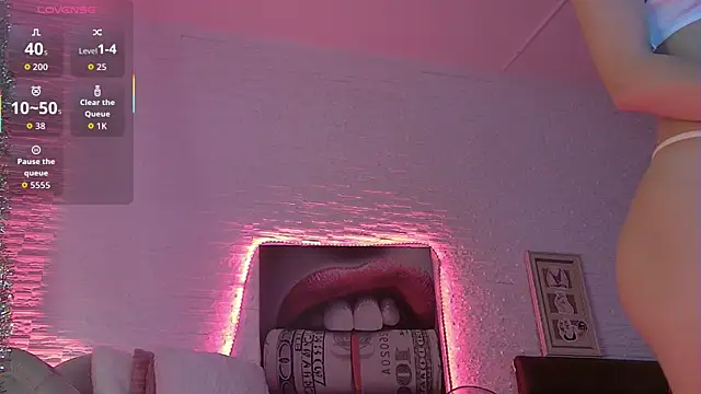 ArielFoxy online show from 12/19/25, 05:15