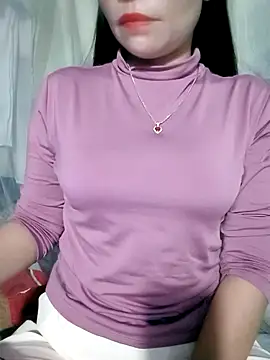 LalayCii online show from 12/16/25, 09:30