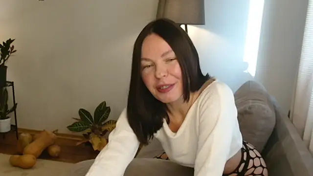 LittleNicolee online show from 10/23/25, 01:32