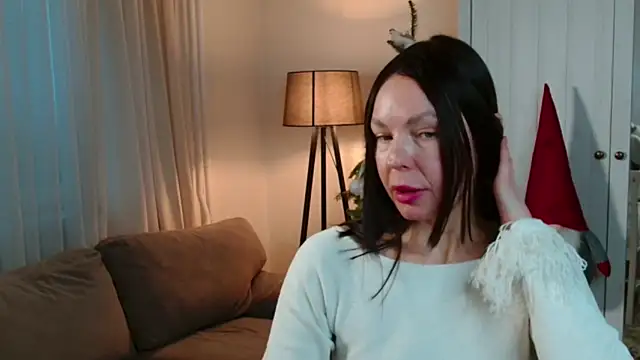 LittleNicolee online show from 12/21/25, 01:46