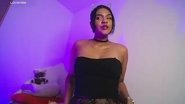 Miranda kim  online show from 10/30/25, 11:01