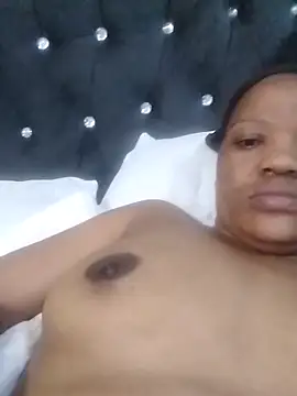 CaramelBoootie online show from 04/13/26, 05:28