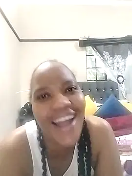 CaramelBoootie online show from 11/30/25, 03:57