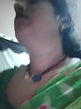 Snapshot of Rayal_bhabi chatting on 06/19/26, 04:02 Rayal bhabi online show from 06/19/26, 04:02