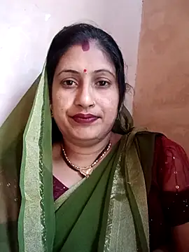 Snapshot of Rayal_bhabi chatting on 01/12/26, 10:44 Rayal bhabi online show from 01/12/26, 10:44