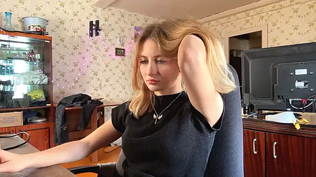 AmeliLia online show from 03/12/26, 11:25
