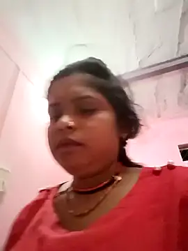 Snapshot of Manya_cute chatting on 10/17/25, 12:25 Manya cute online show from 10/17/25, 12:25
