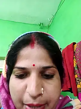 Karishma cute online show from 11/10/25, 01:43