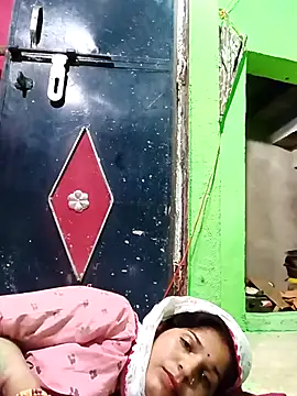 Snapshot of Karishma_cute chatting on 10/16/25, 07:44 Karishma cute online show from 10/16/25, 07:44