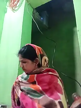 Karishma cute online show from 11/25/25, 11:21