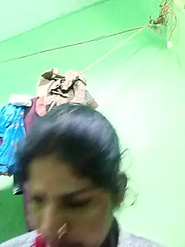 Karishma cute online show from 01/11/26, 02:40