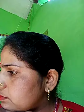 Karishma cute online show from 11/11/25, 07:36