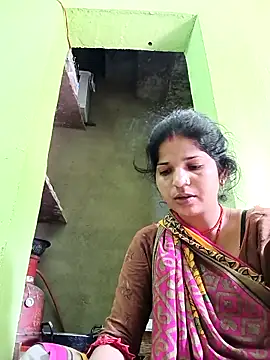 Snapshot of Karishma_cute chatting on 10/16/25, 07:38 Karishma cute online show from 10/16/25, 07:38