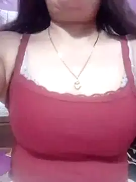 YiyinLy online show from 03/02/26, 02:34