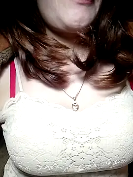 YiyinLy online show from 01/14/26, 12:20