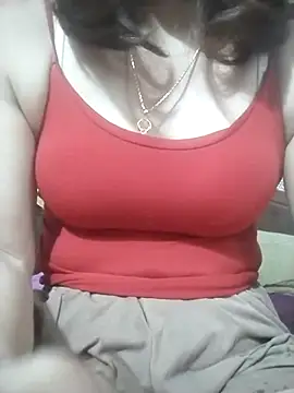 YiyinLy online show from 12/02/25, 07:32