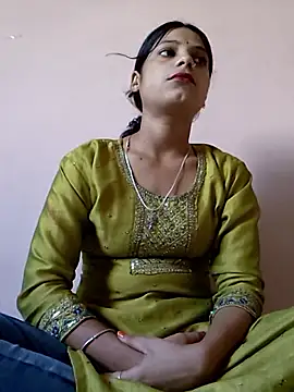 Snapshot of Nitya_hot chatting on 04/15/26, 02:06 Nitya hot online show from 04/15/26, 02:06