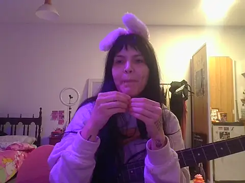 miapink33 online show from 11/06/25, 01:42