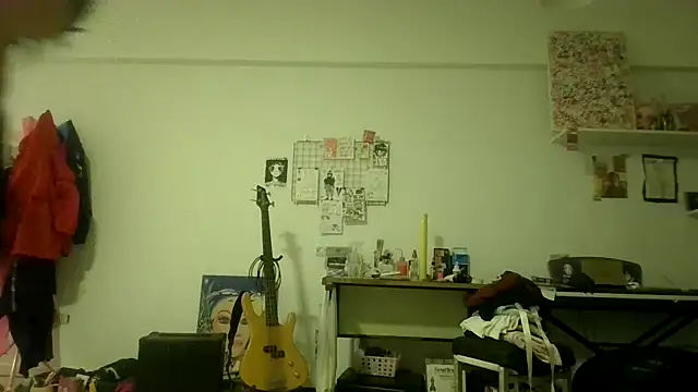 miapink33 online show from 12/15/25, 11:53