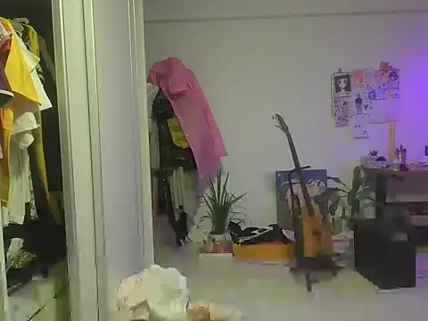 miapink33 online show from 11/07/25, 11:30