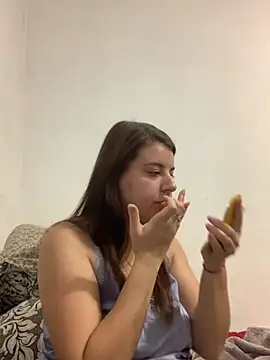 MiraCastellon online show from 10/29/25, 12:15