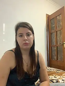 MiraCastellon online show from 10/28/25, 12:59