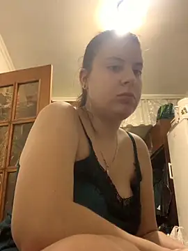 MiraCastellon online show from 10/28/25, 12:55