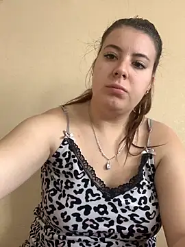 MiraCastellon online show from 11/17/25, 09:46